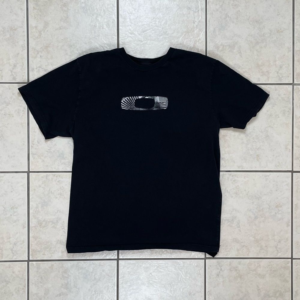 Vintage Oakley Logo Graphic T-shirt Men XL Black Short Sleeve